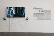 Vue de l’exposition : Lucinda Childs — une subversion du cadre. Frac Franche-Comté, 2026., photo : Blaise Adilon