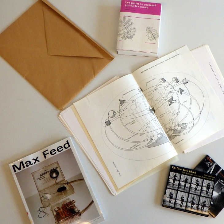 Livres sur Max Neuhaus et extrait du dossier de présentation du projet "Audium" (archives Estate Max Neuhaus)